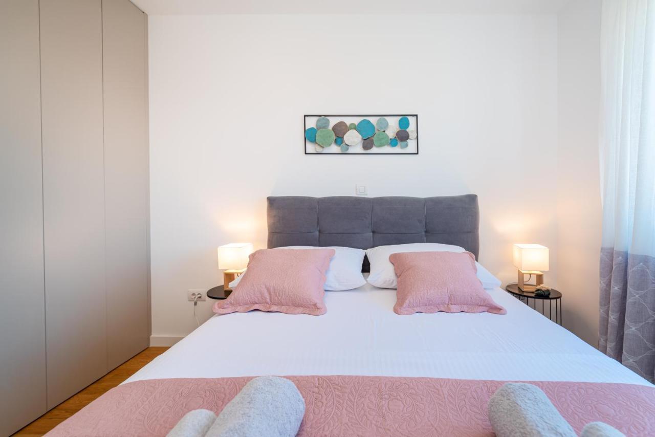 D-Apartment - With Garage And Balcony 자다르 외부 사진